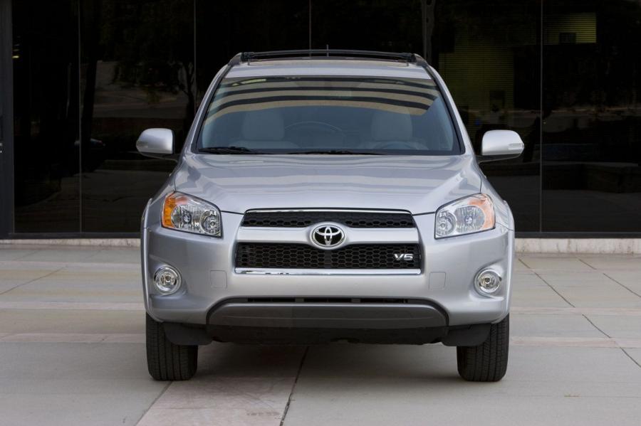  Toyota RAV4 2009 года  (фото 3 из 22)